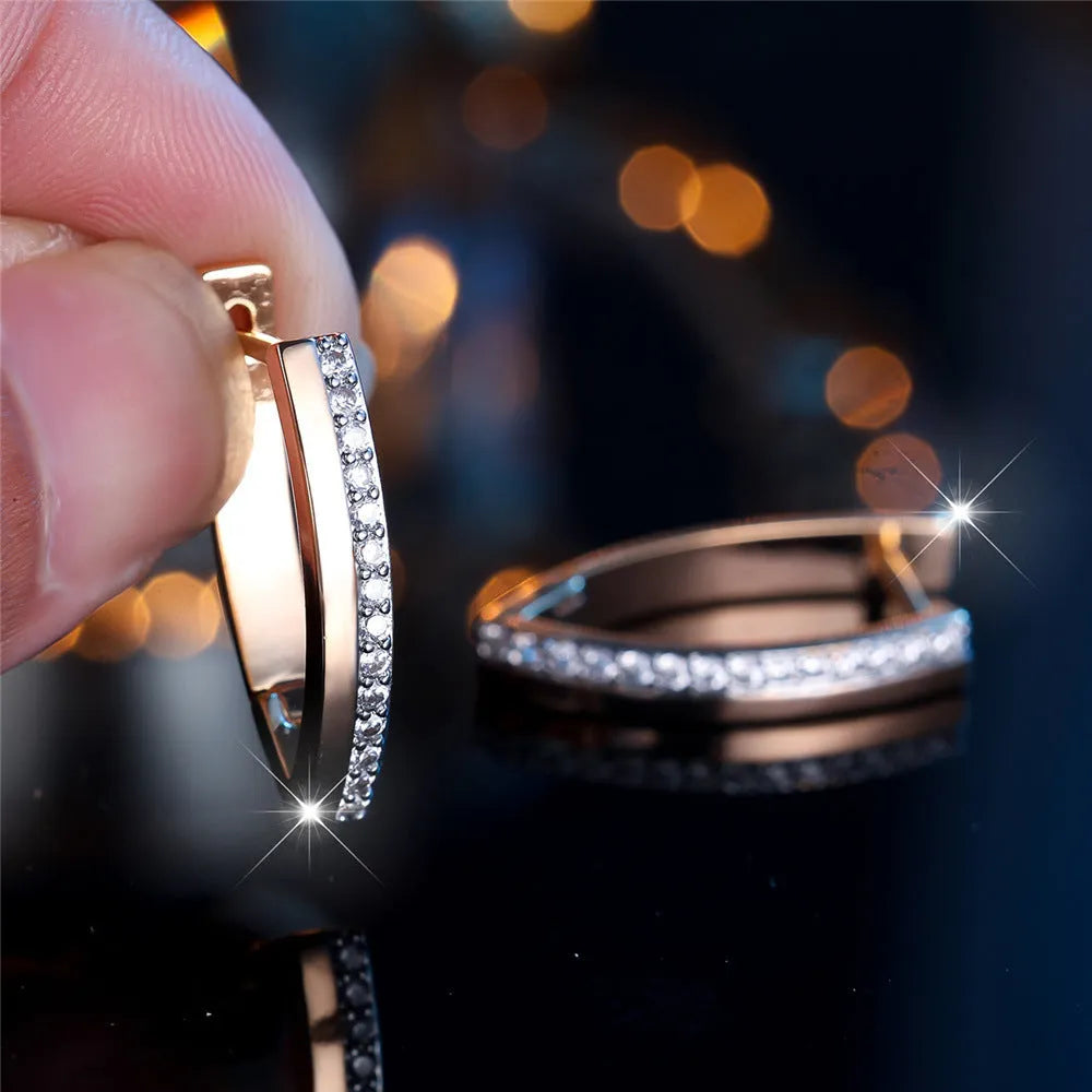 Women's V-shaped geometric ear clips in champagne gold white diamond finish