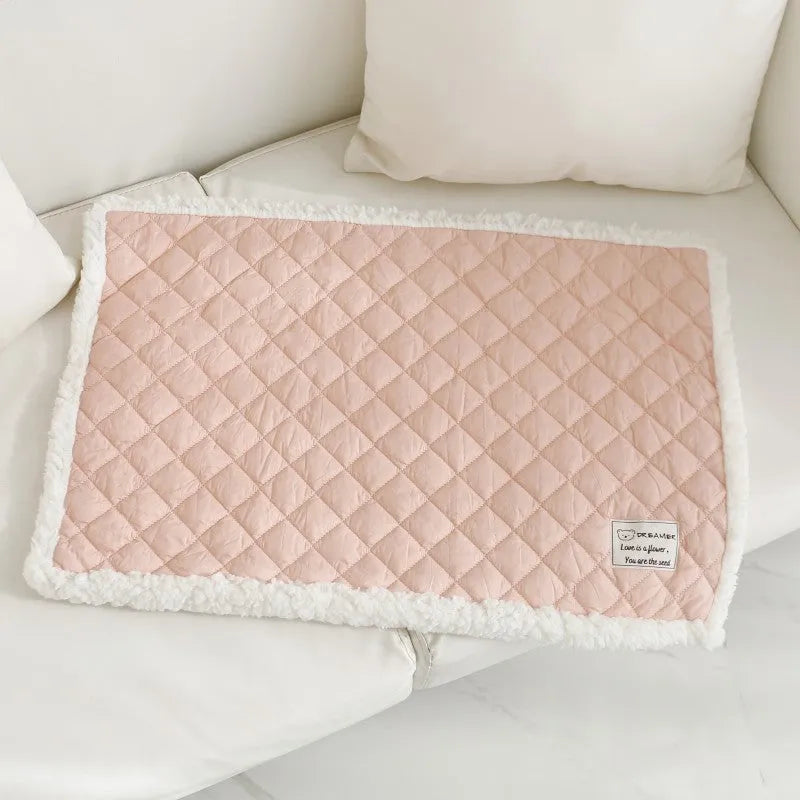 Quilted terry cloth cat blanket in blue, grey, pink or yellow colours