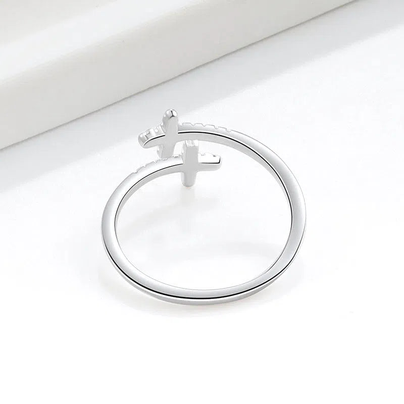 Women's cross open zircon ring in white gold colour on copper base with adjustable size