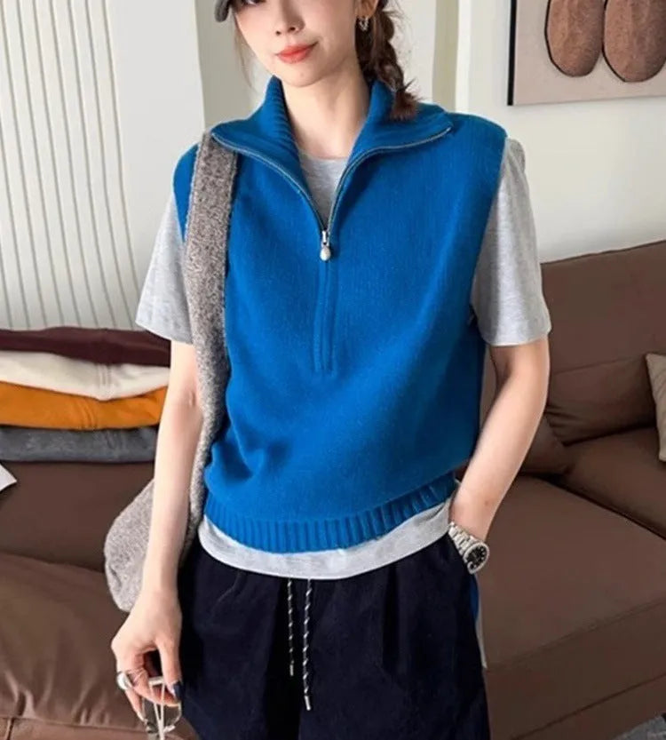 Retro half zip sleeveless knit vest with 3D pattern in polyester mesh fabric