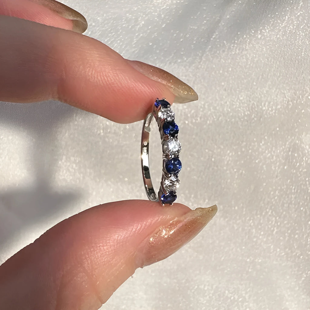 Women's crown-shaped inlaid ring in sapphire blue, ruby red or emerald green, US sizes 4 to 10