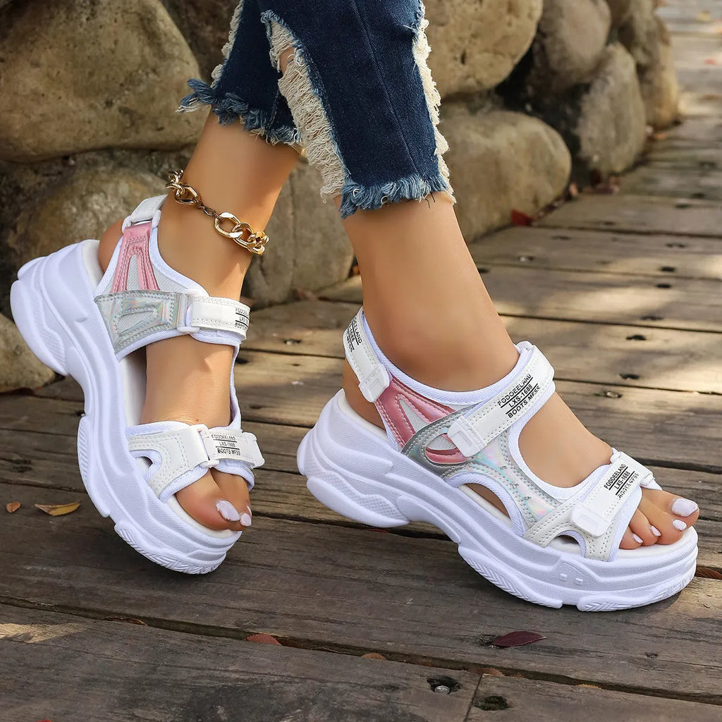 Women's black and white Roman-style platform sports sandals with PU upper and rubber sole