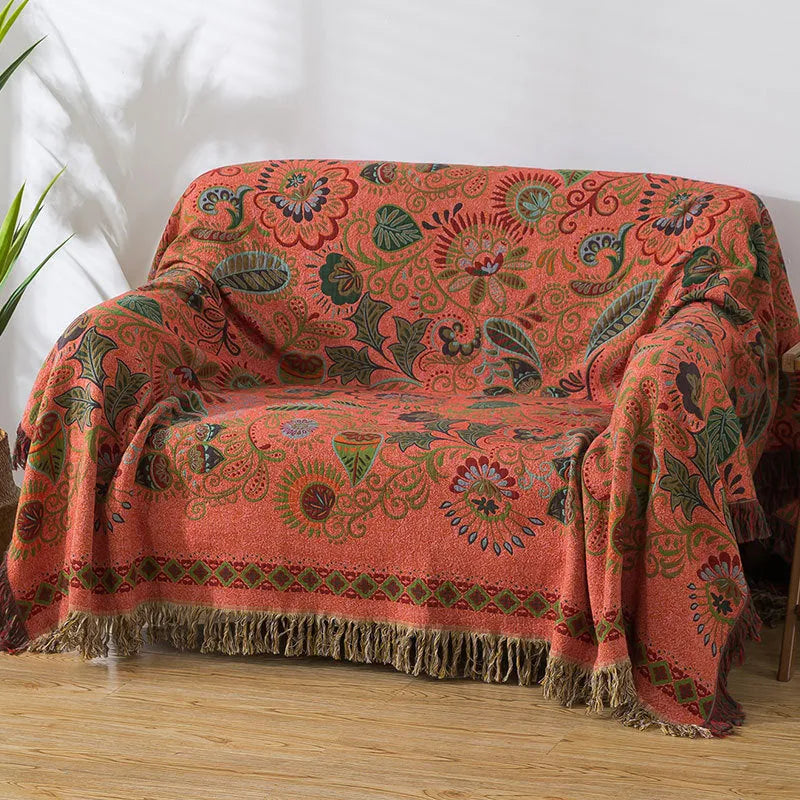 Cotton gauze towel blanket with tassel edging in neoclassical floral pattern, available in 150x200cm and 200x230cm.