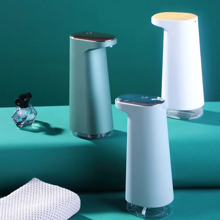 Automatic foam soap dispenser in white colour with infrared sensor and USB charging port for bathroom and kitchen use