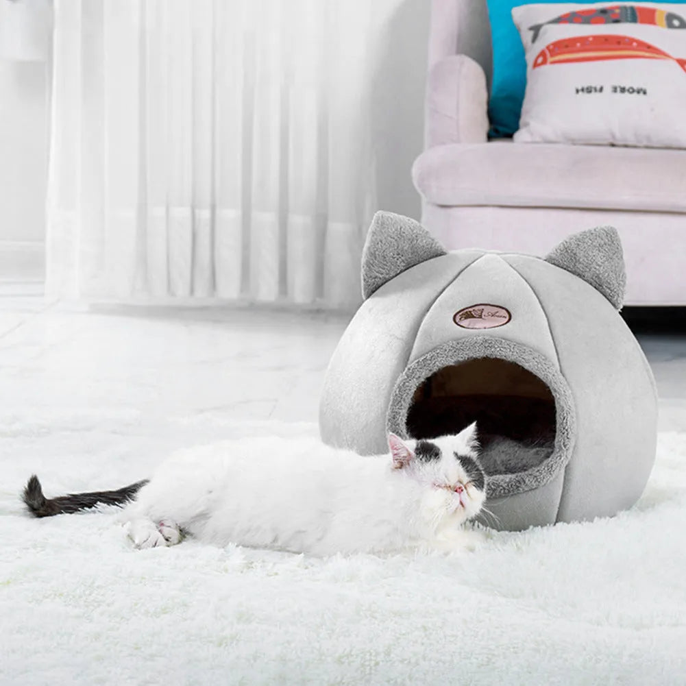 Large enclosed cat winter nest with fleece interior and sofa bed design