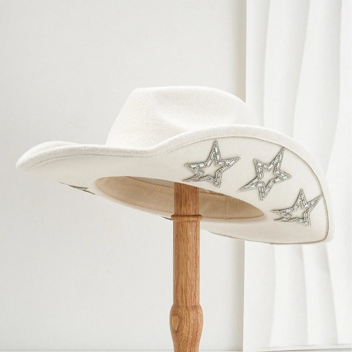 Woolen felt top hat in beige, M size 56-58cm, conical crown, woven polyester