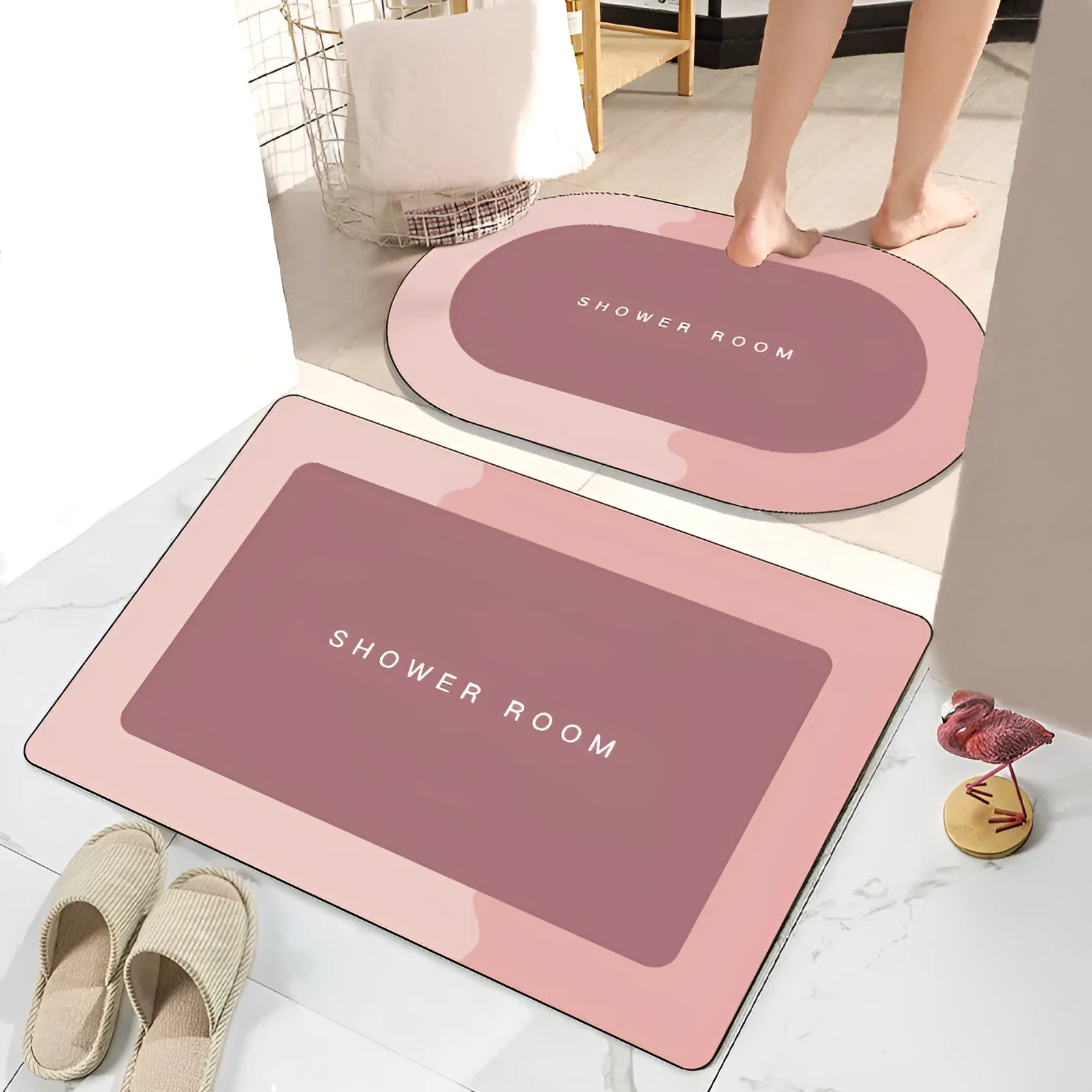 Modern simple check pattern bathroom floor mat with crystal velvet surface and non-slip woven base