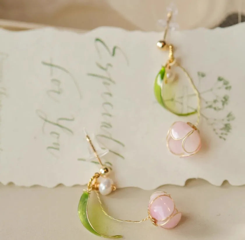 Handmade lily winding resin ear studs, 4.5cm floral drop earrings, colour as shown