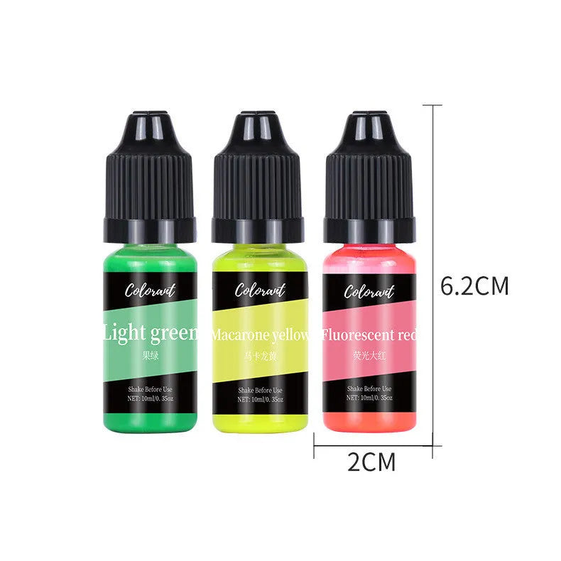 30 different coloured candle and soap dye pigment concentrate bottles with oily toner solubility