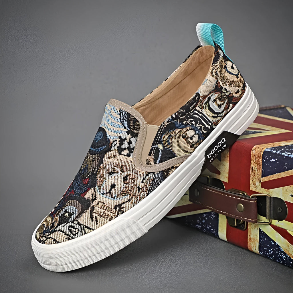 Casual canvas slip-on sneakers in khaki with vulcanised rubber sole and mesh lining