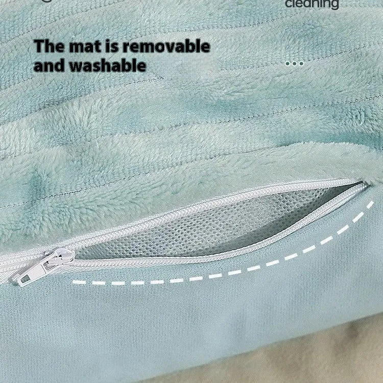 Morandi colour removable washable pet mat for dogs and cats in kennel style, shown in medium and large sizes.