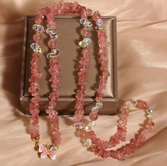 Natural quartz sand stone necklace with alloy pendant and crystal gravel beads in amethyst, citrine, or pink colour.