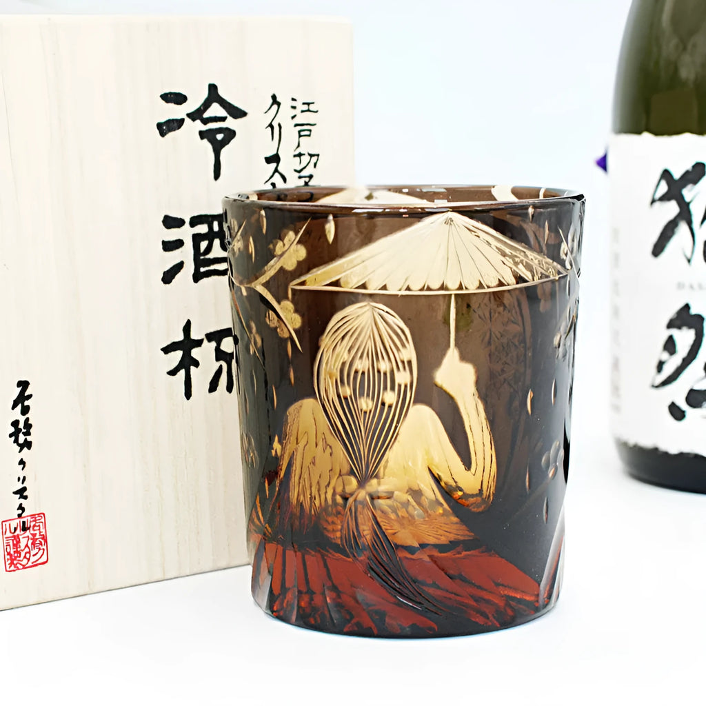 Japanese-style glass whiskey glass with 1-100ML capacity in amber black, amber blue, amber green, amber red, or pink blue colour