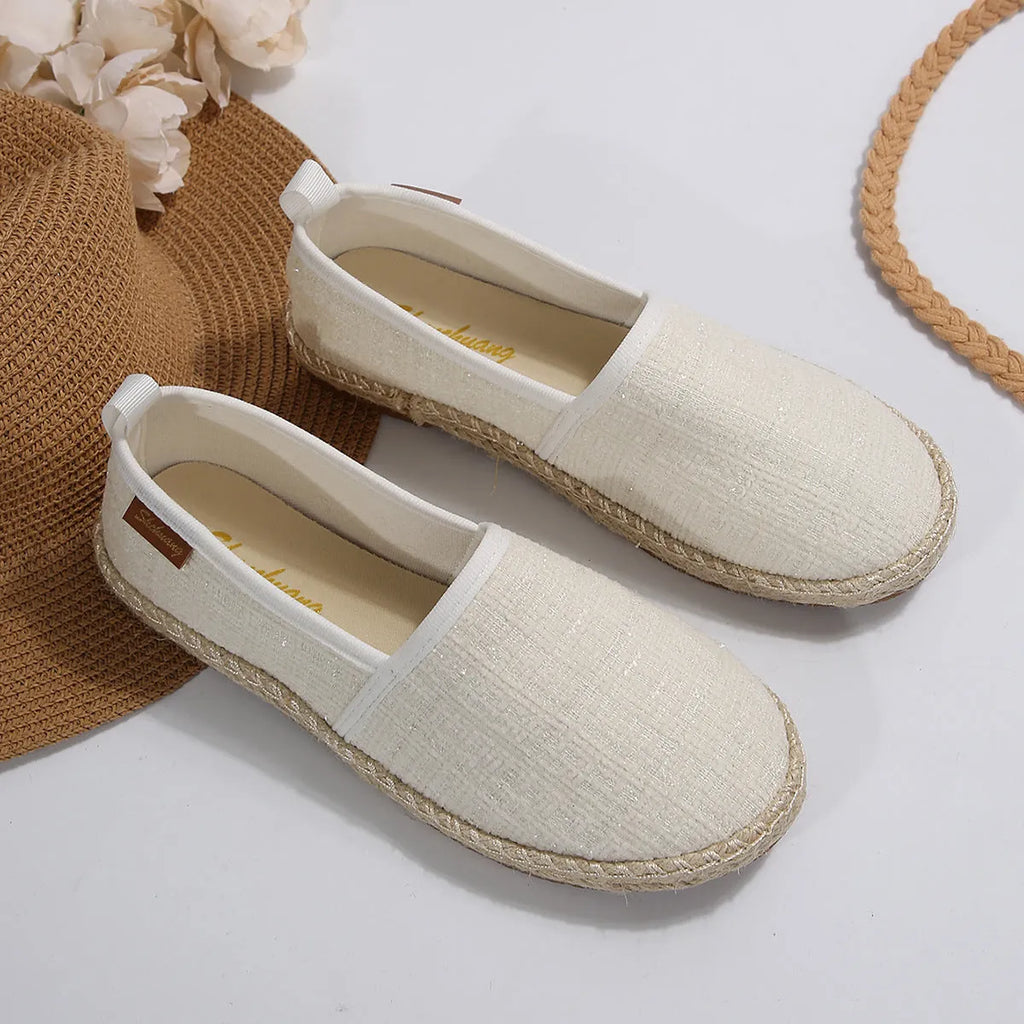 Casual rope-bottom fisherman shoes in canvas with flat heel and round toe