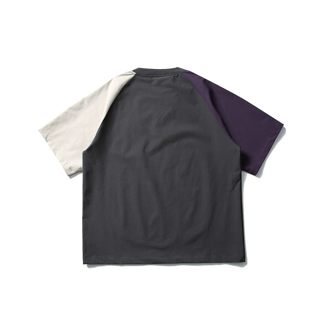Dark grey men's T-shirt with contrast colour raglan sleeves, loose fit short-sleeved pullover