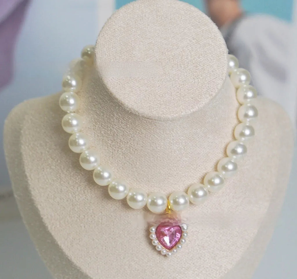 Decorative cat collar necklace with love gem design in translucent colours
