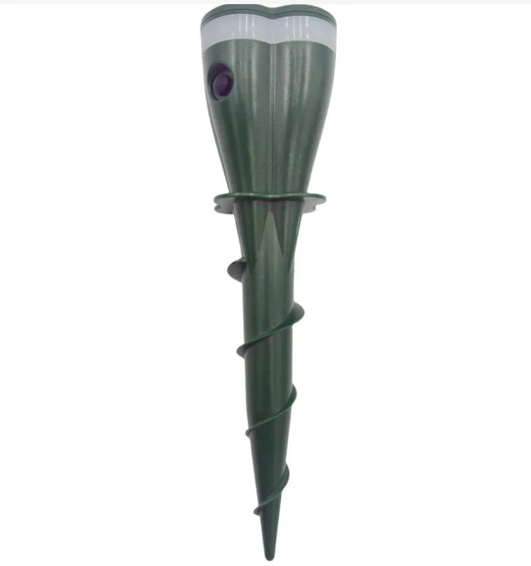 Solar ultrasonic cat repeller in flower shape for garden and courtyard outdoor use