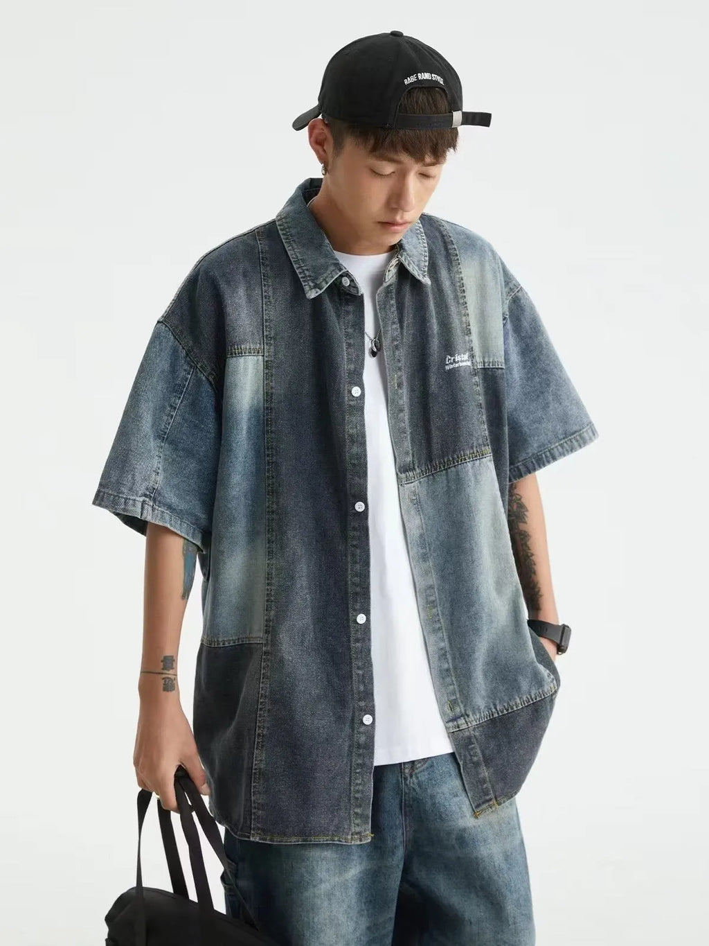 Blue Japanese-style retro denim shirt for men with loose cardigan fit and stitching detail