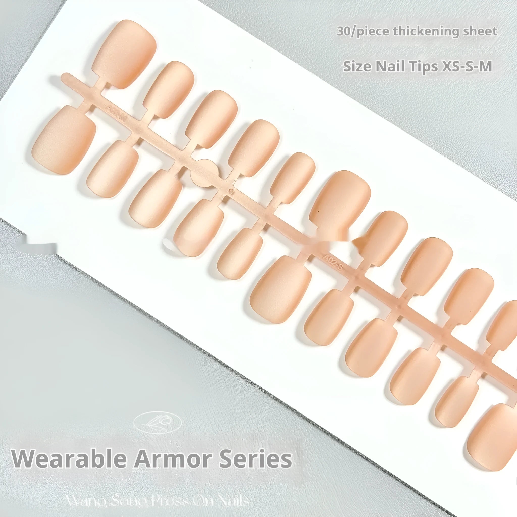 Set of velvet frosted Cat's Eye artificial nails with Aurora armour effect in short ladder XS, S, and M sizes.