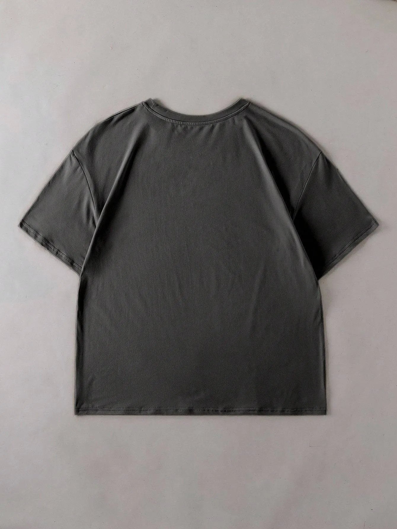 A loose, straight-cut cotton T-shirt for men and women in various colours.