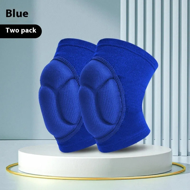 Black free size polyester knee pads with thick sponge padding, one pair packed