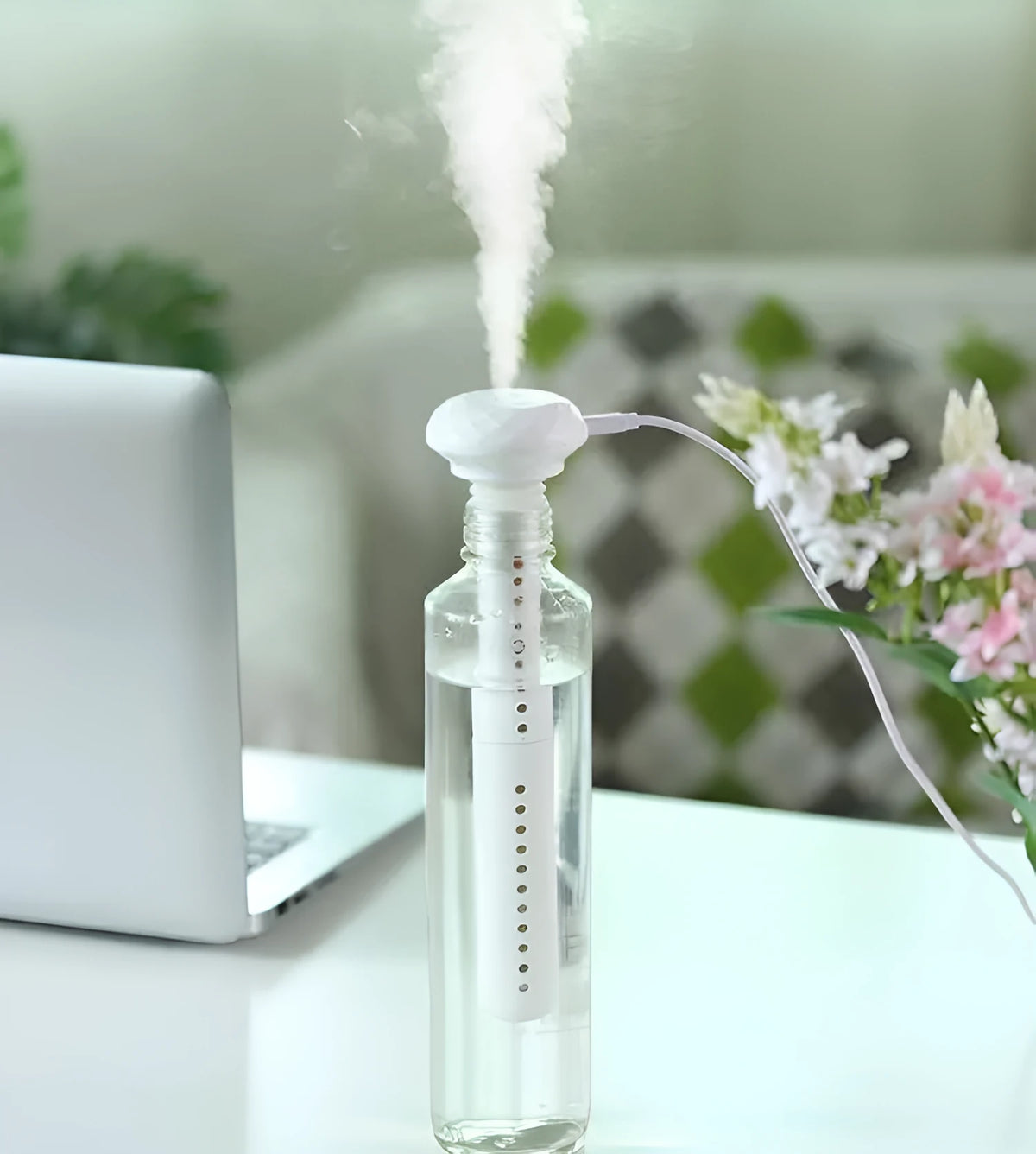 USB mini ultrasonic air humidifier, 54mm x 220mm columnar shape, white pink blue, with USB cable and cotton swabs