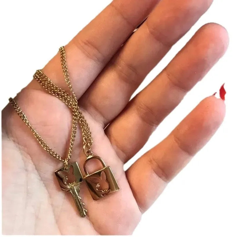 Harajuku shiny alloy rabbit head key lock necklace pendant with electroplated finish and key lock colour option