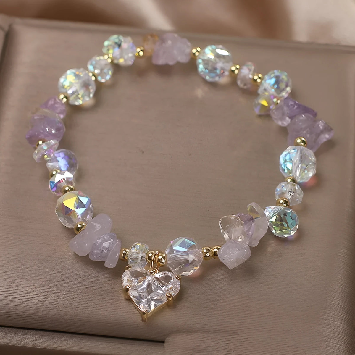 Light purple crystal bracelet with heart-shaped element, Korean fashion women's jewellery for travel souvenir gifting