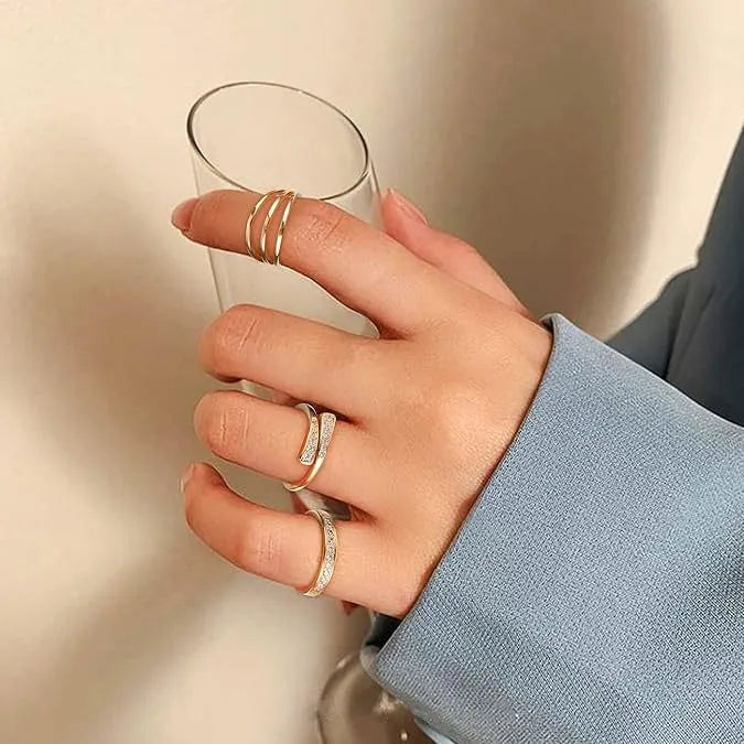 Geometric alloy toe ring with real gold plating in rhinestone or water drop finish
