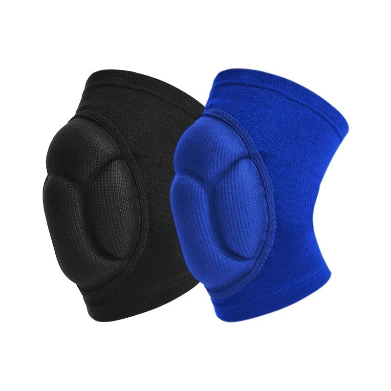 Black free size polyester knee pads with thick sponge padding, one pair packed