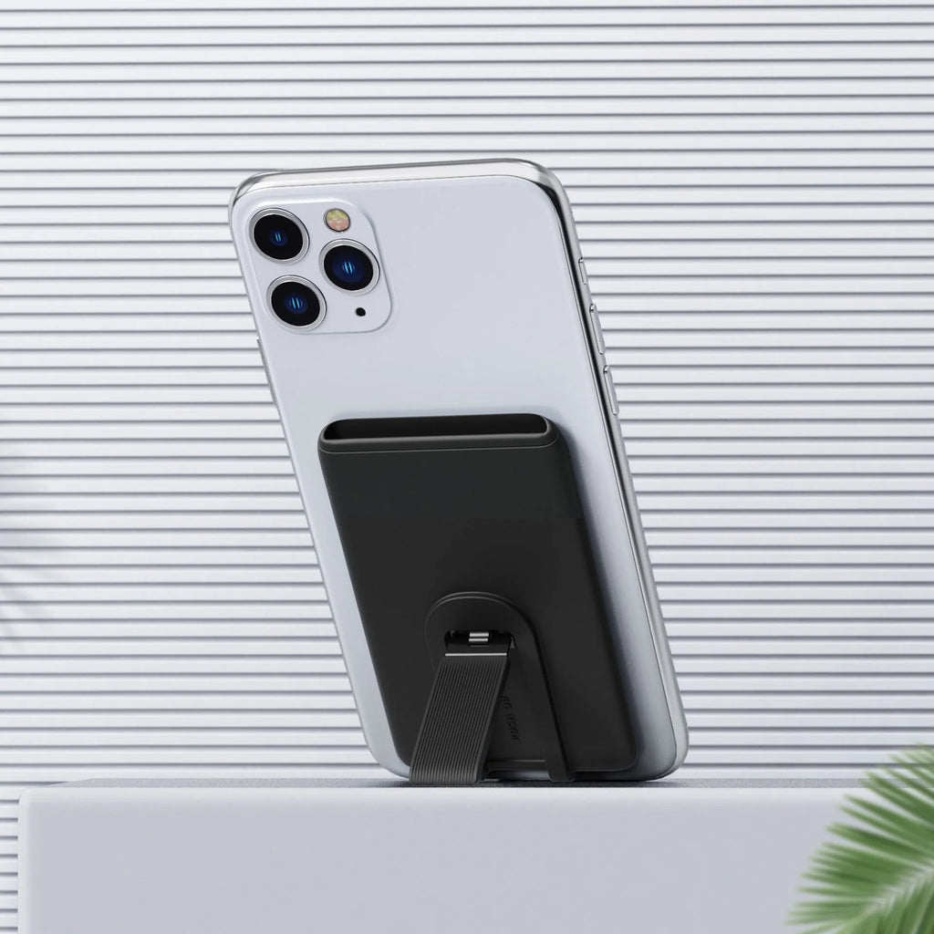 Black silicone phone card holder with bracket, 5.8 x 9.4cm, multifunction mobile phone bag for cards and stand use.