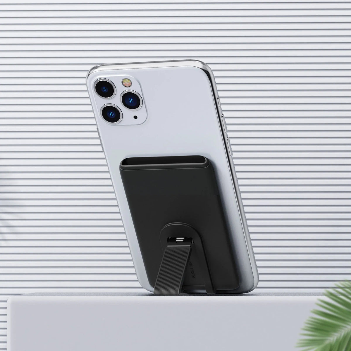 Black silicone phone card holder with bracket, 5.8 x 9.4cm, multifunction mobile phone bag for cards and stand use.