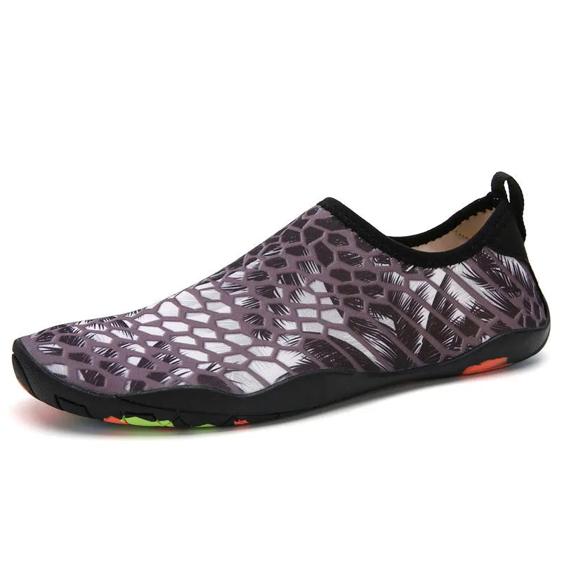 Lycra beach wading shoes in multiple colours with EVA midsoles for swimming.