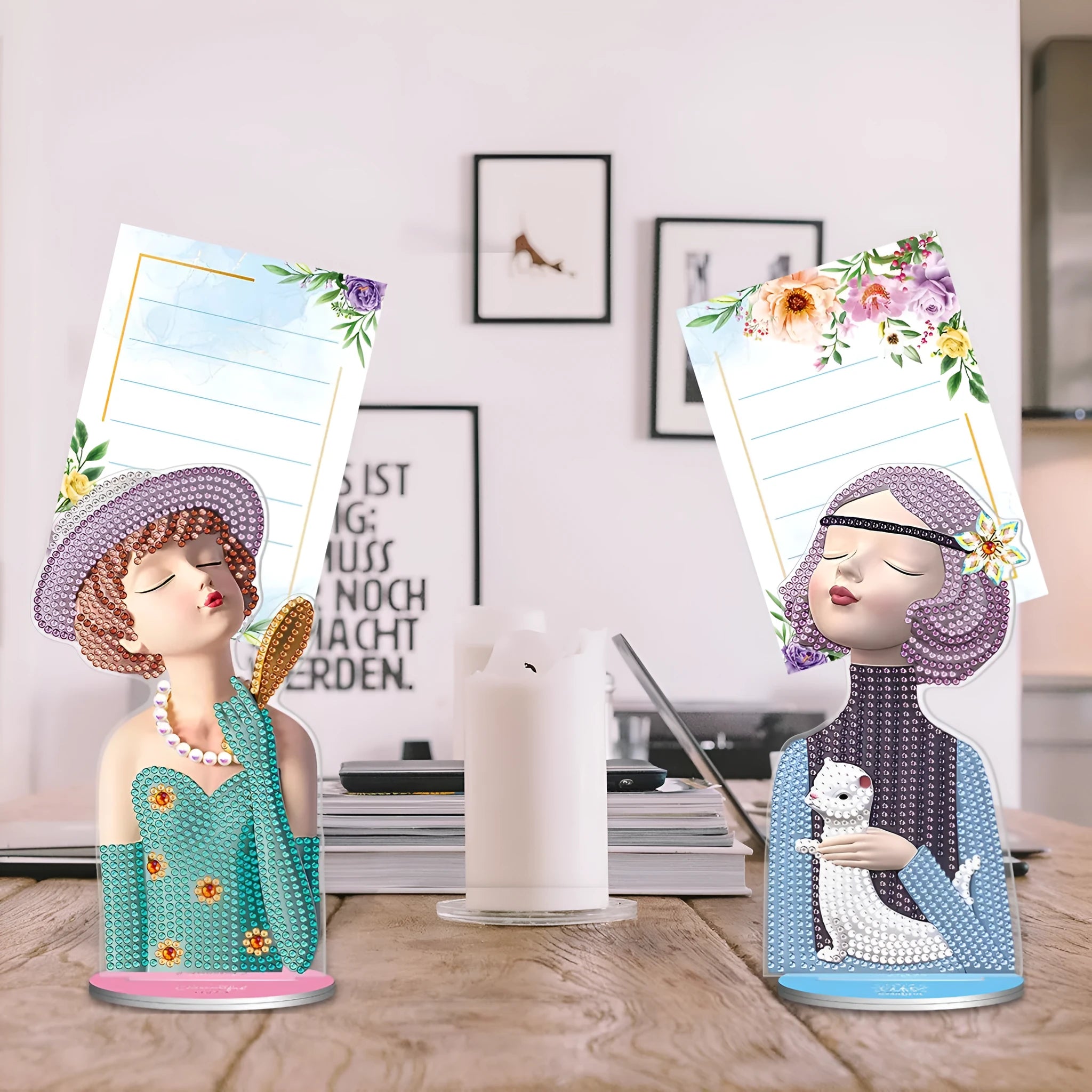 Handcrafted frameless diamond painting note clip desktop decoration on a wooden surface.