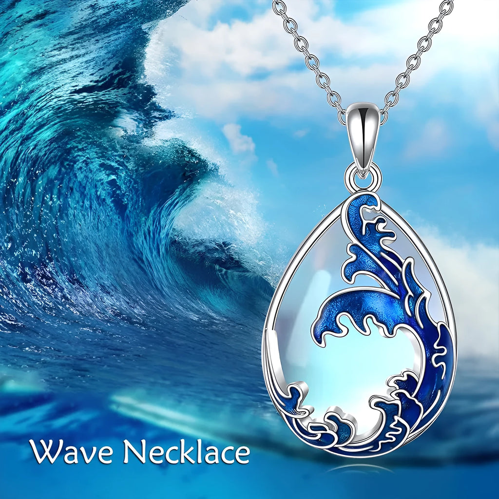 Blue heart-shaped alloy pendant on a women's necklace.