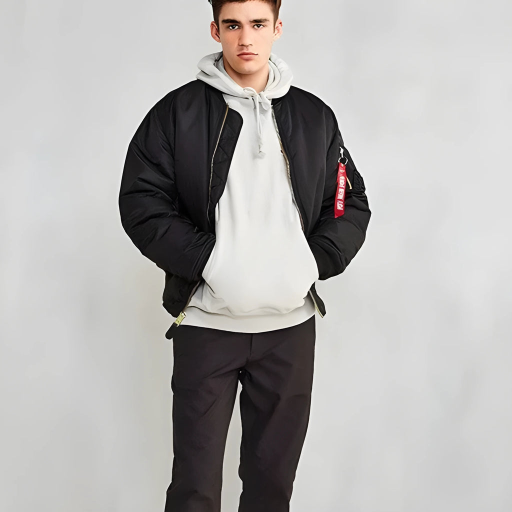 Men's loose fit cotton-padded pilot jacket in army green nylon fabric