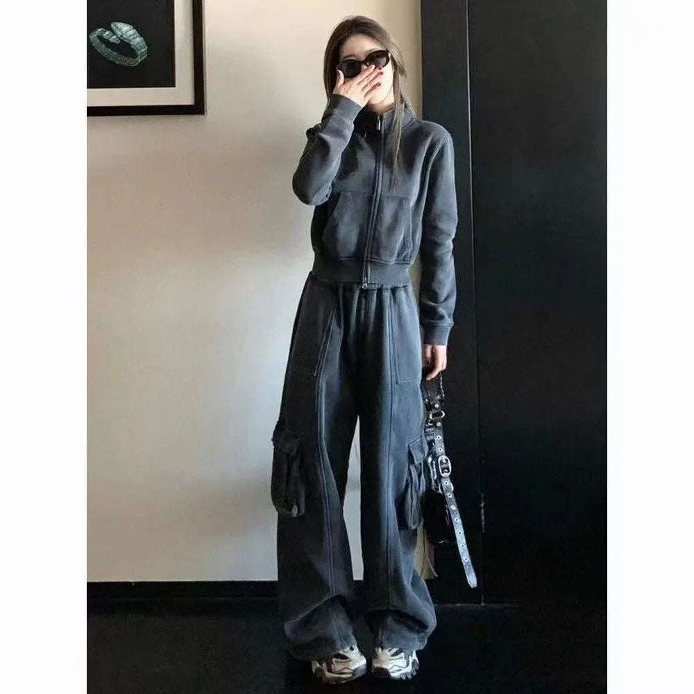 Women's loose American retro sportswear suit in dark gray with spliced detailing, polyester fabric, set includes top and trousers