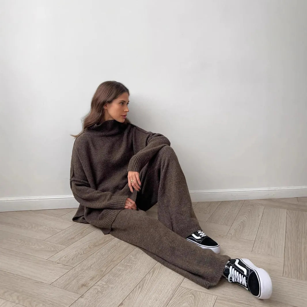 Women’s side-slit sweater suit set in dark grey with trousers and acrylic fabric