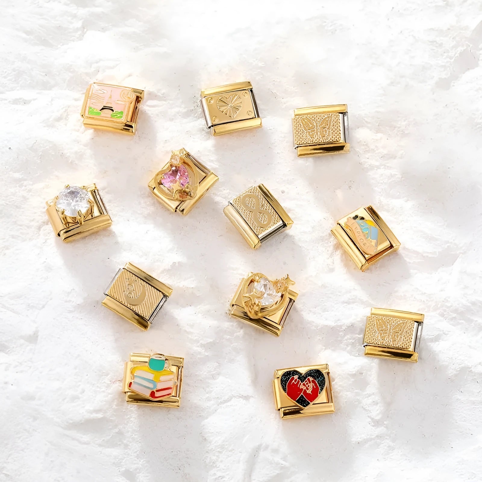 DIY light luxury creative Italian bracelet accessory pendant stainless steel 1x0.9cm drip oil finish gold background