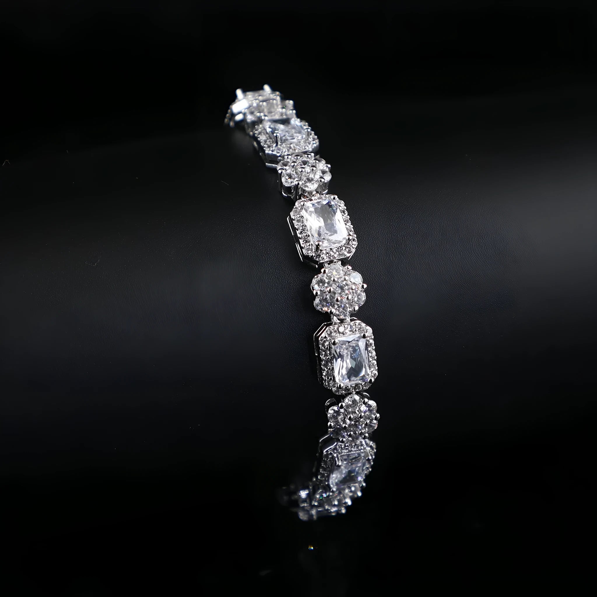 Copper and real white gold claw chain bracelet with full zircon stones, flower and geometric design, women's silver style