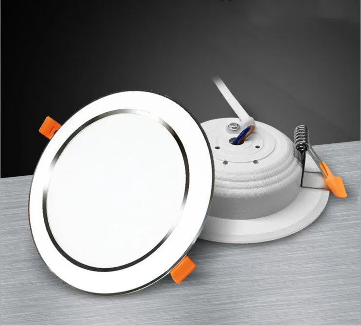 Anti-fog straw hat LED downlight spotlight with aluminium shell in multiple size options.