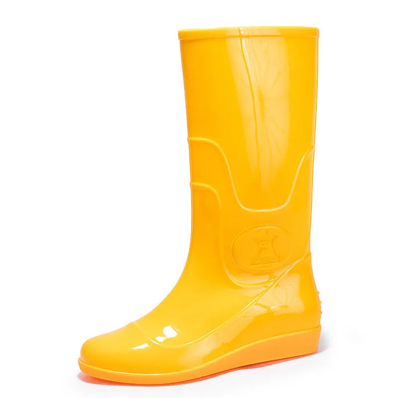 Men's white plastic rain boots with high tube design and flat heel for waterproof labour protection