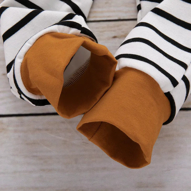 Children's striped cotton three-piece set with hat, top, and pants in Mibaise colour