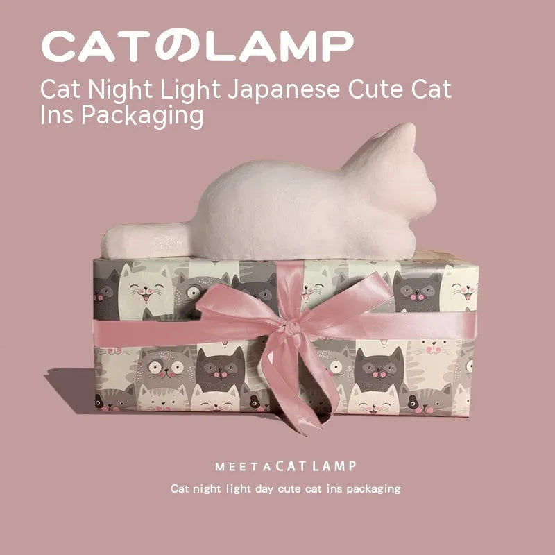 Battery-operated vinyl cat night lamp, 13cm wide and 34cm tall, cat mould, Christmas gift