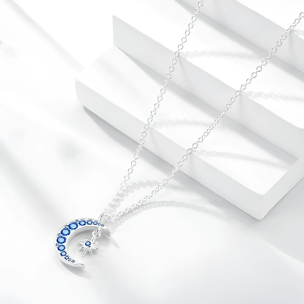 Blue moon pendant necklace in white gold colour with copper geometric moon pendant and O-ring chain, 21-50cm adjustable