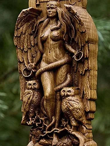Detailed resin statue of a Greek goddess, 22cm tall, for altar or garden decoration.