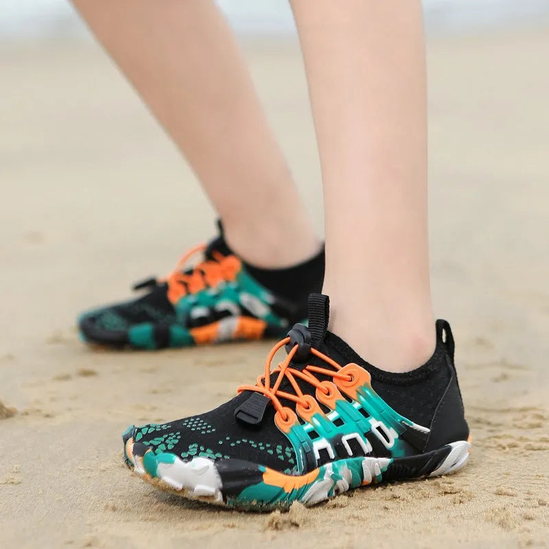 Children's quick-drying hiking wading shoes with non-slip rubber sole, breathable upper, in black and pink, sizes 26-38