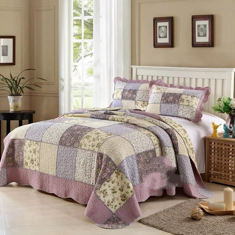 Cotton quilted bedspread three-piece set with pillowcases in Korean bedspread style