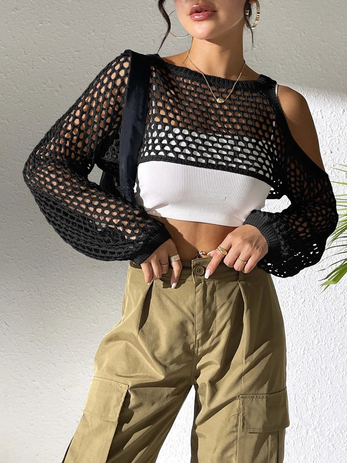 Beach mesh shirt for couples with hollowed navel design in polypropylene fabric
