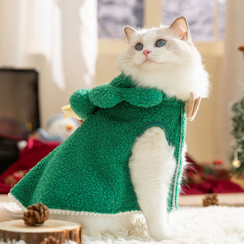 Cartoon elk design cat cloak in green or brown polyester for winter warmth
